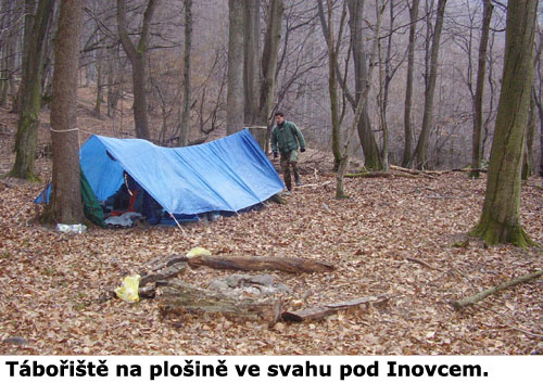 Tábořiště na plošině.