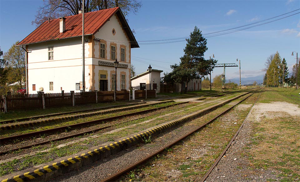 Železniční stanice Pohronská Polhora.